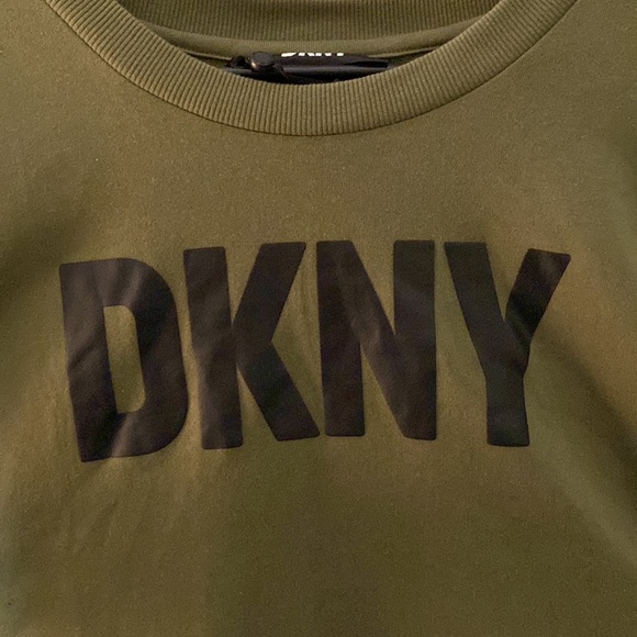 DKNY - Women’s - Crop Sweater - Crew Neck - Olive Green - XL - Picture 2 of 4